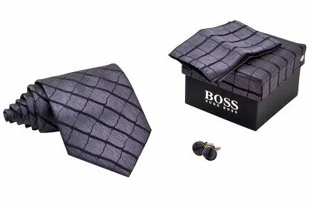 Мужской Классический Галстук Hugo Boss серебристый с черным Snake Skin ― Ваш любимый интернет-магазин Розовый Кокаин!