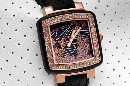 Женские наручные часы Louis Vuitton(Луи Вьютон) Night Glamour золотые со стразами